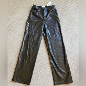 Abercrombie & Fitch Vegan Leather High-Rise Loose Pants - 28 LONG - NEW WITH TAG